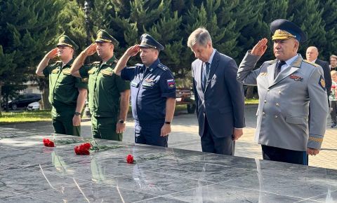 В Баку прошла мемориальная церемония памяти Рихарда Зорге