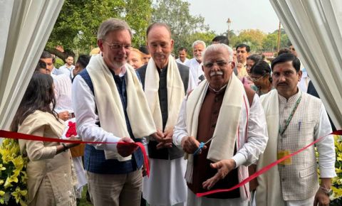 В Индии  в мемориальном комплексе Раджгхат открылась выставка «Лев Толстой - Махатма Ганди»