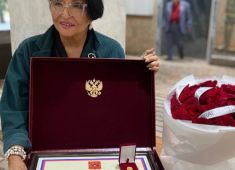 В парке 28 гвардейцев-панфиловцев в Алма-Ате прошла мемориальная церемония