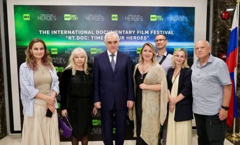 В Никосии состоялось торжественное открытие фестиваля документального кино «RT.Док: Время наших героев»