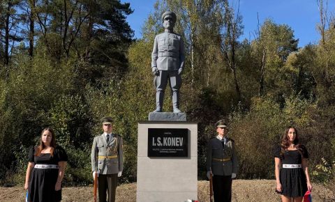 В Словакии открыли памятник Маршалу Советского Союза Ивану Степановичу Коневу 