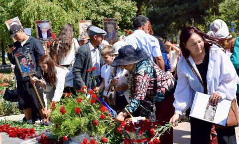 В Бишкеке состоялся митинг-реквием, посвящённый Дню памяти жертв блокады Ленинграда